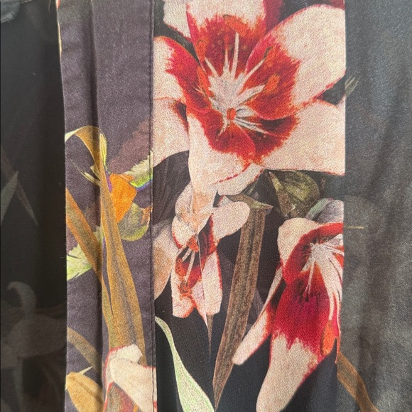 All Saints Gray Floral Robe - Picture 3 of 3